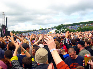 hands up